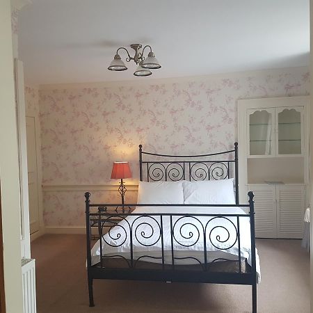 Kirk Yetholm Plough Hotel المظهر الخارجي الصورة