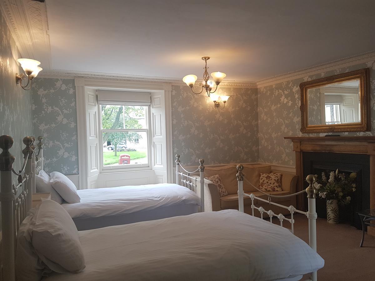 Kirk Yetholm Plough Hotel المظهر الخارجي الصورة